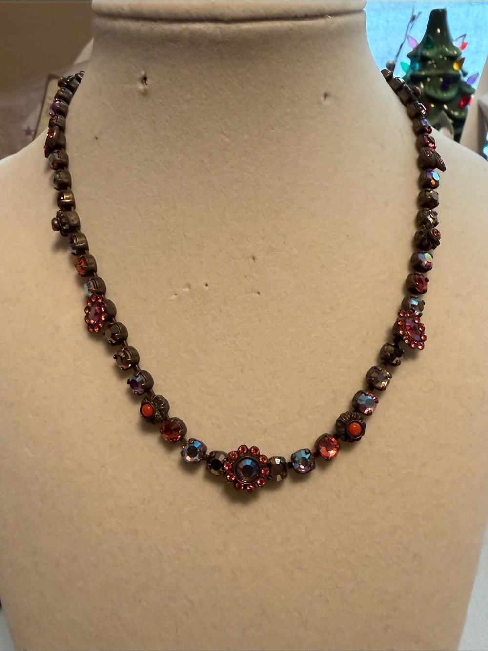Sorrelli signed crystal necklace pink coral AB floral, antique gold tone vintage